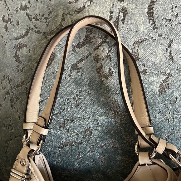 Coach unique patterned cream leather shoulder bag. Turquoise inside. - Picture 5 of 12